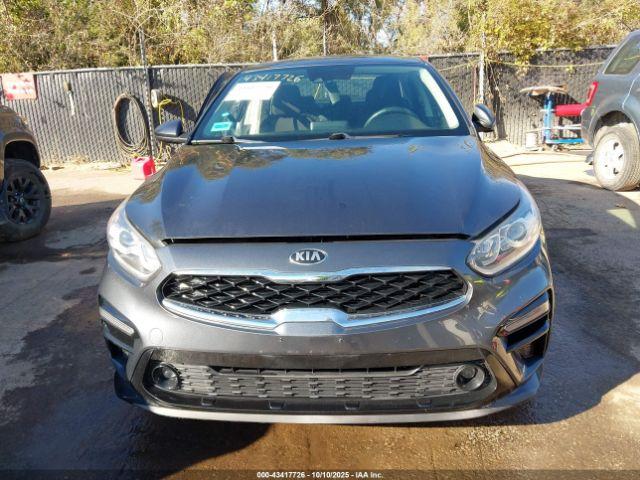 Kia Forte S Image 16