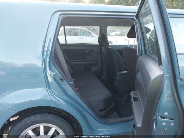 Scion xB Image 3
