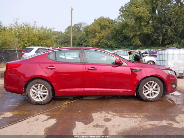 Kia Optima Lx Image 12