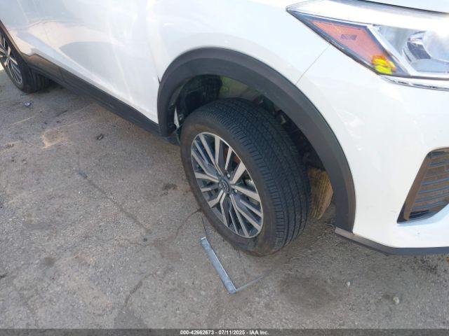 Nissan Kicks Sv Xtronic Cvt Image 18