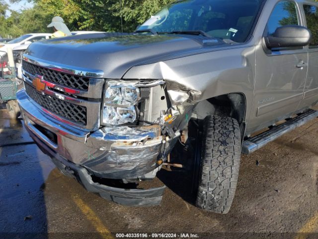 Chevrolet Silverado 2500 Lt Image 10