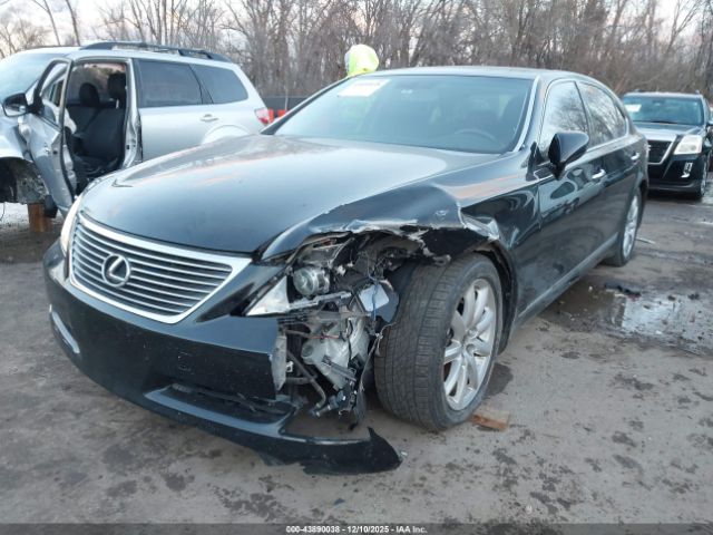 Lexus LS L Image 2