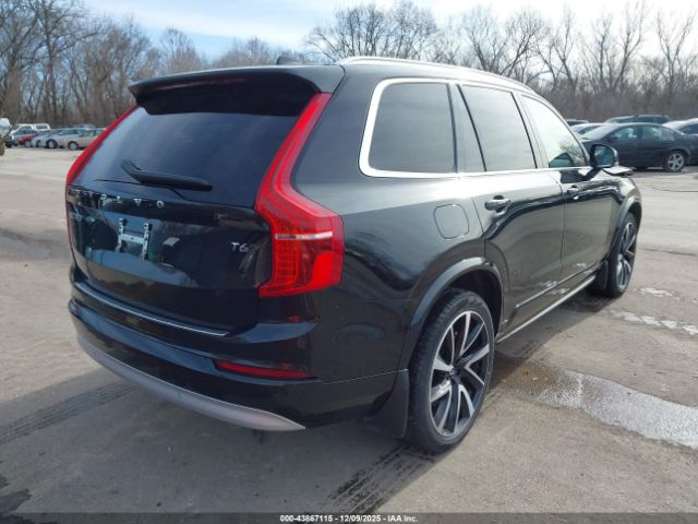 Volvo XC90 T6 Momentum 6 Passenger Image 8