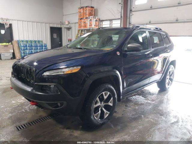 Jeep Cherokee Trailhawk Image 8