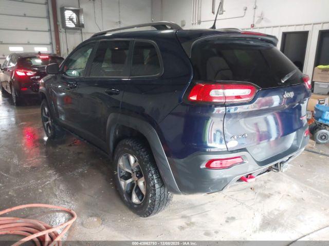 Jeep Cherokee Trailhawk Image 5