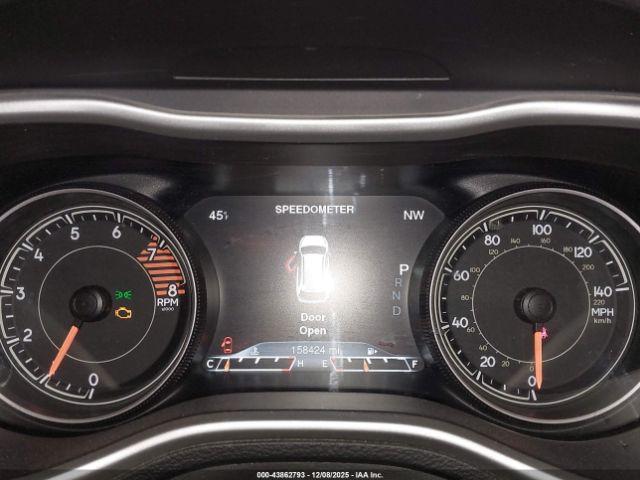 Jeep Cherokee Trailhawk Image 3