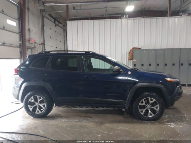 Jeep Cherokee Trailhawk Image 11