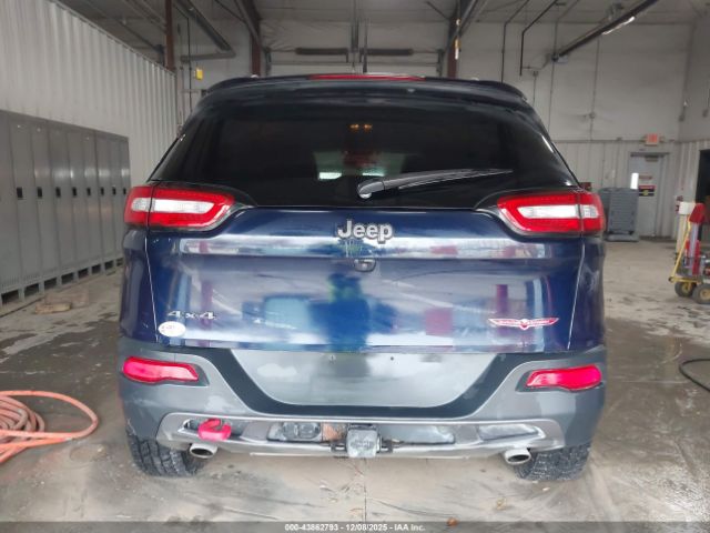 Jeep Cherokee Trailhawk Image 6