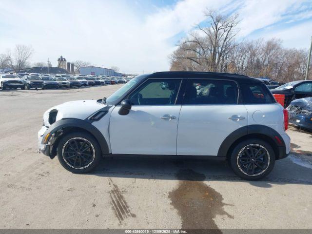 MINI Countryman Cooper S Image 15
