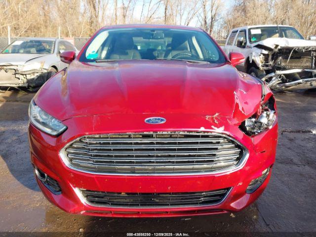 Ford Fusion Titanium Image 16