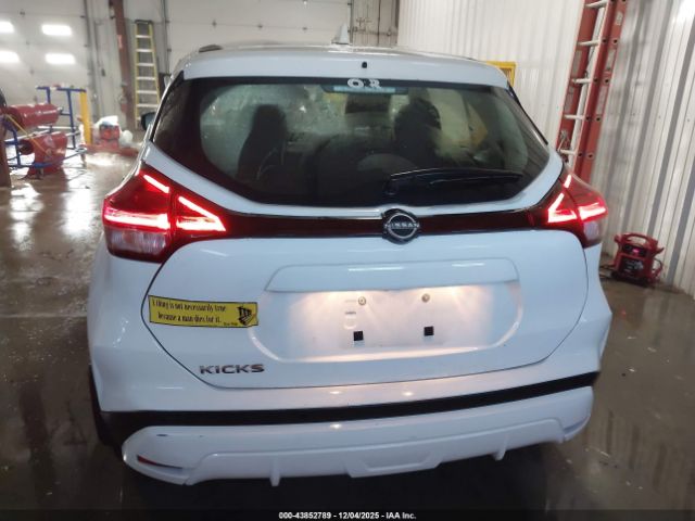 Nissan Kicks S Image 11