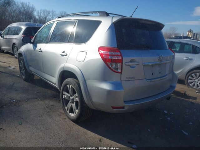 Toyota RAV4 Sport V6 Image 14