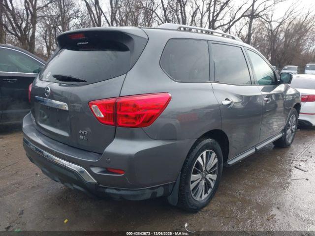 Nissan Pathfinder Sl Image 4