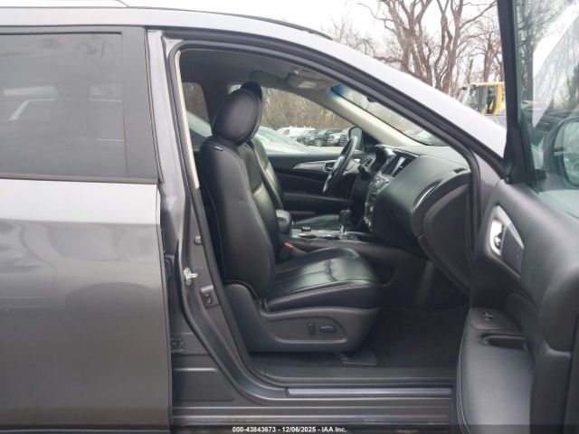 Nissan Pathfinder Sl Image 9