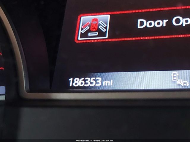 Nissan Pathfinder Sl Image 12