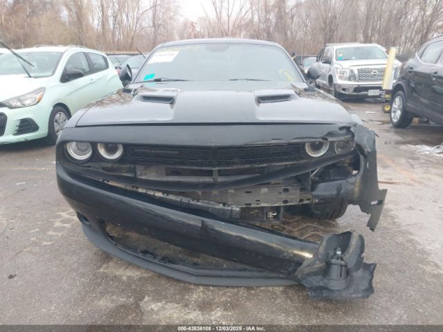Dodge Challenger Sxt Plus Image 11