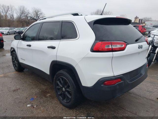 Jeep Cherokee Latitude Fwd Image 16