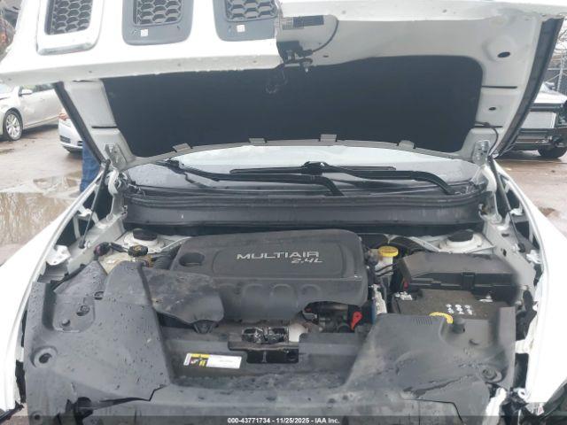 Jeep Cherokee Latitude Fwd Image 8