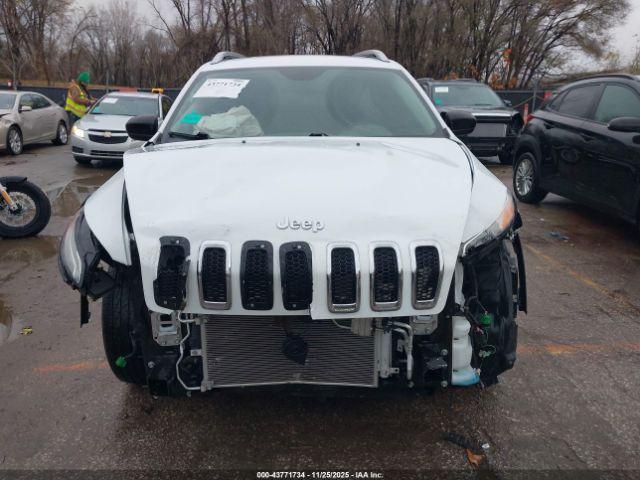 Jeep Cherokee Latitude Fwd Image 15