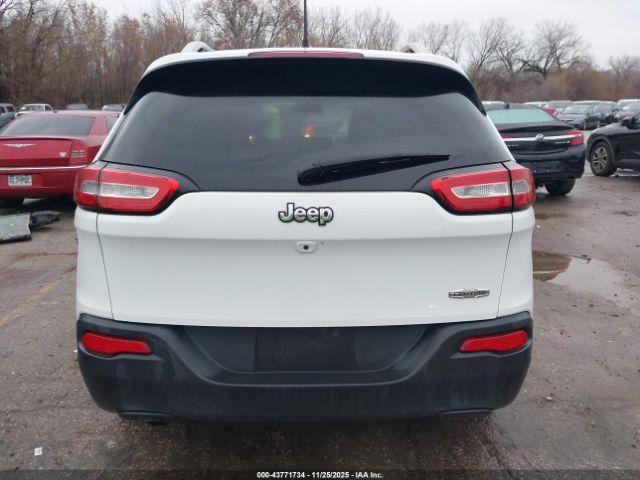 Jeep Cherokee Latitude Fwd Image 11