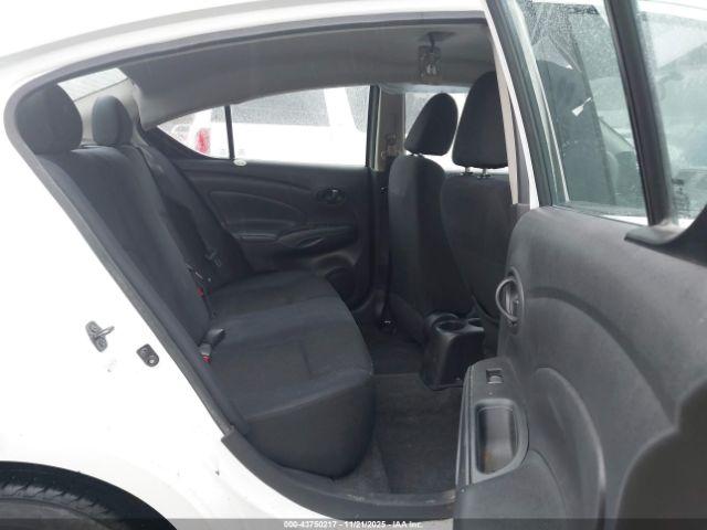 Nissan Versa 1.6 Sv Image 5