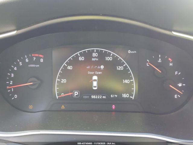 Kia Cadenza Premium Image 16