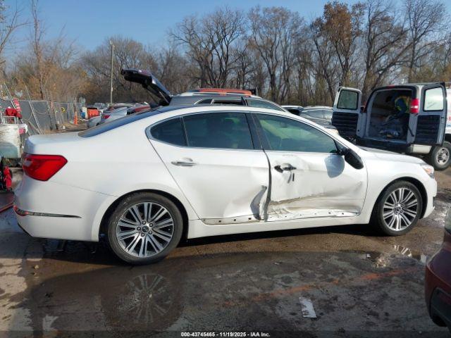 Kia Cadenza Premium Image 4