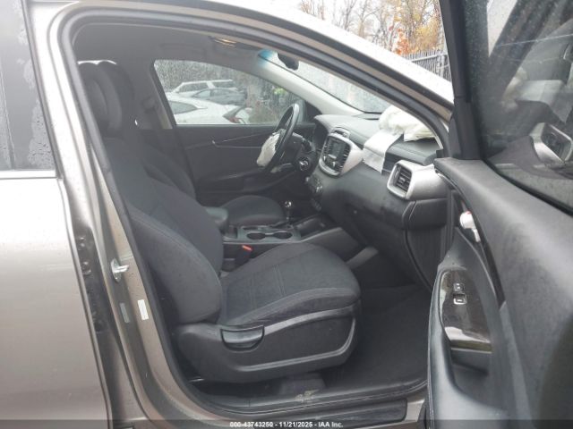 Kia Sorento 2.4l Lx Image 8