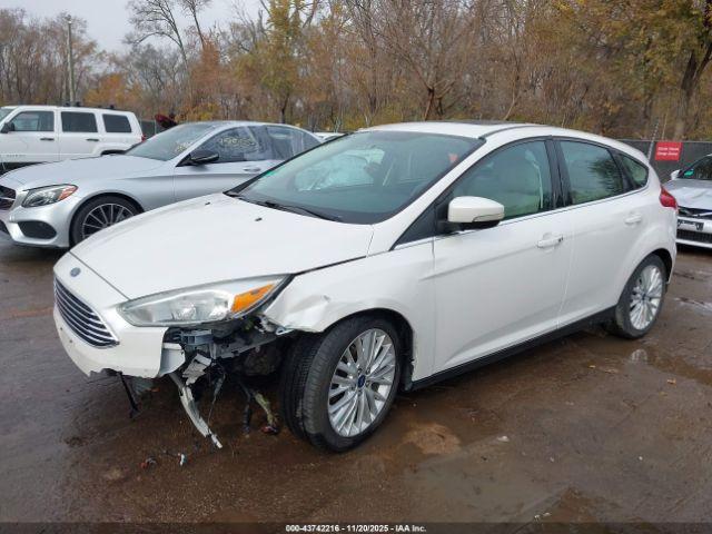 Ford Focus Titanium Image 3