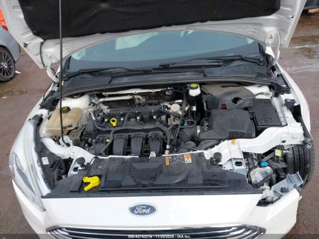 Ford Focus Titanium Image 11