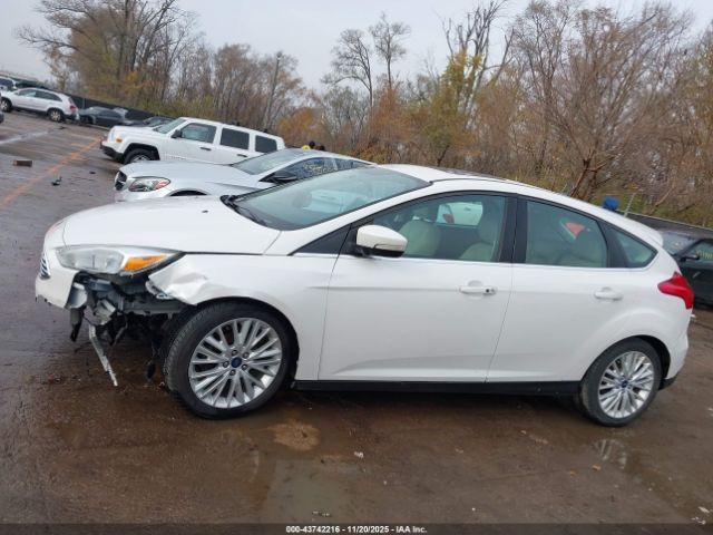 Ford Focus Titanium Image 2