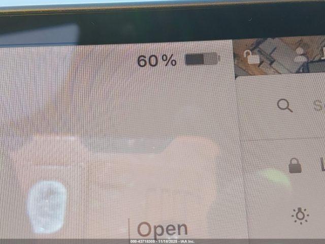 Tesla Model 3 Long Range Dual Motor All-wheel Drive Image 7