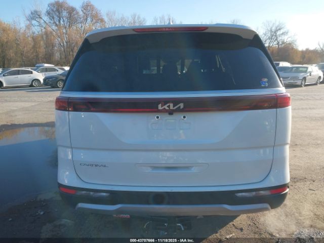 Kia Carnival Lx Seat Package Image 14