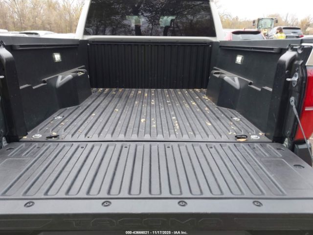 Toyota Tacoma Sr Image 15