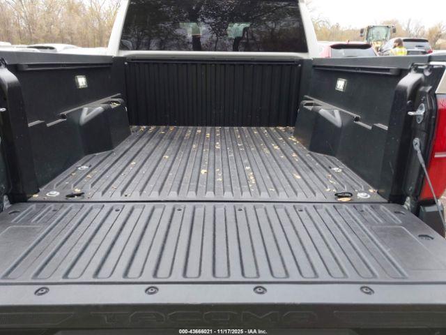 Toyota Tacoma Sr Image 15