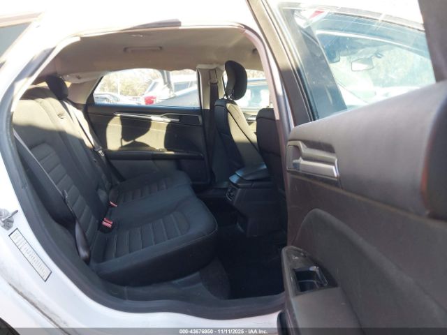 Ford Fusion Se Image 14