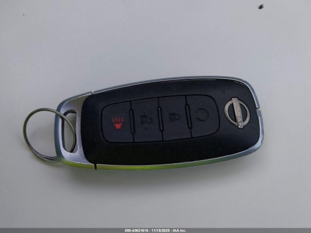 Nissan Rogue Sv Intelligent Awd Image 9