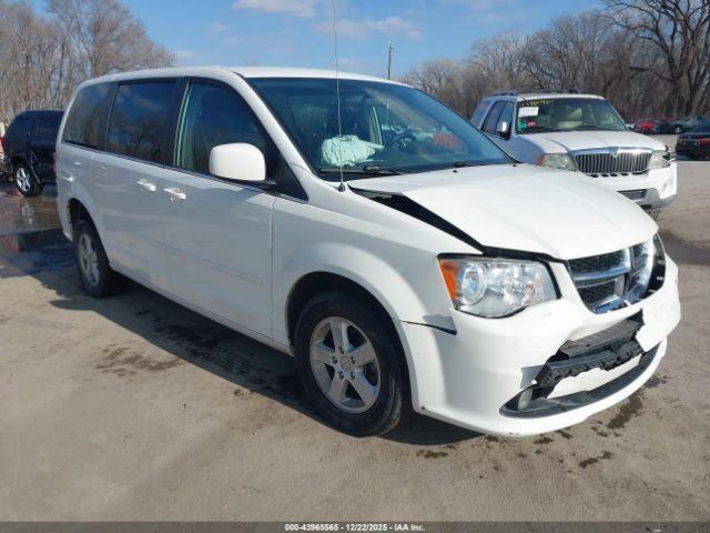  Salvage Dodge Grand Caravan