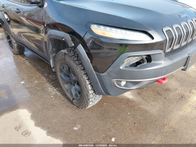 Jeep Cherokee Trailhawk Image 10