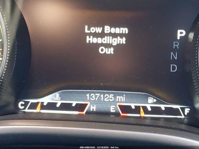 Jeep Cherokee Trailhawk Image 15