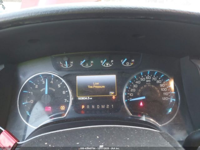 Ford F-150 Xlt Image 8