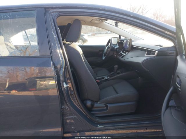 Toyota Corolla Le Image 13