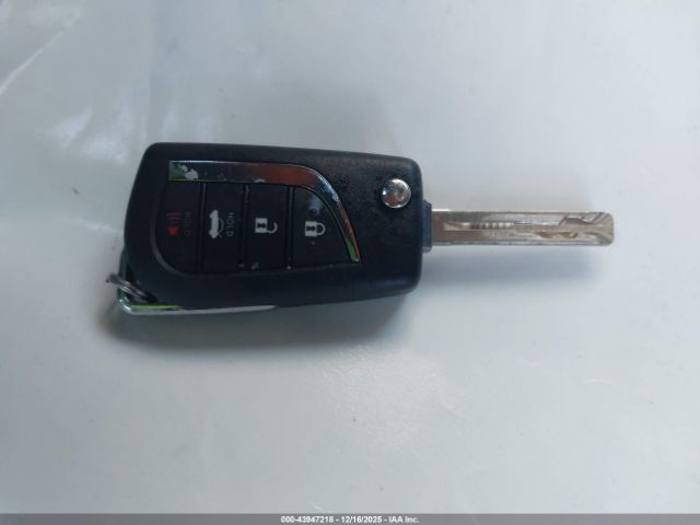 Toyota Corolla Le Image 17