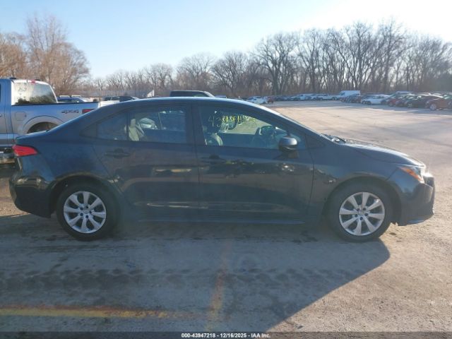 Toyota Corolla Le Image 3