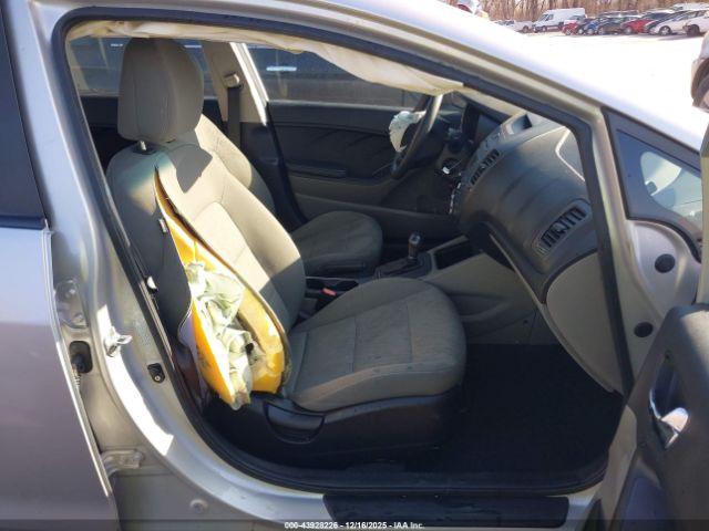 Kia Forte Lx Image 3