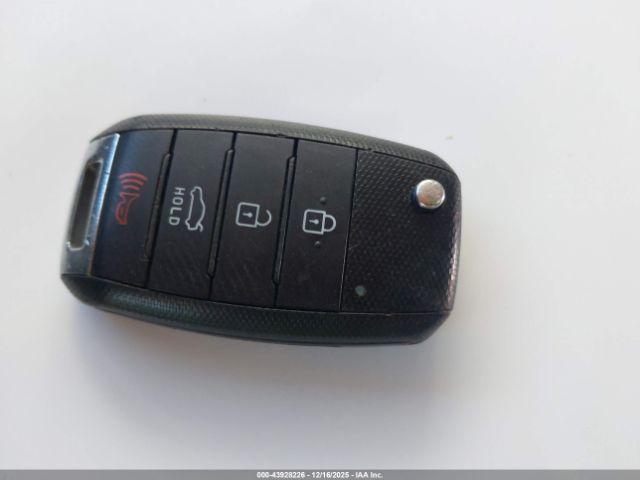 Kia Forte Lx Image 8