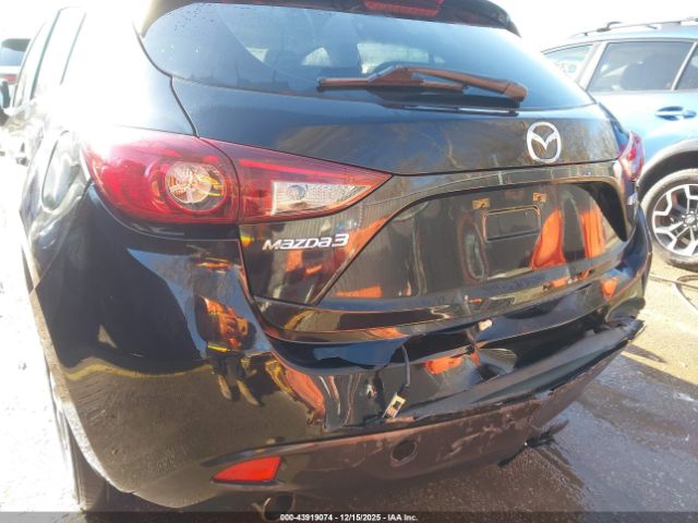 Mazda Mazda3 I Touring Image 10