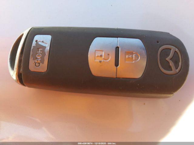 Mazda Mazda3 I Touring Image 12