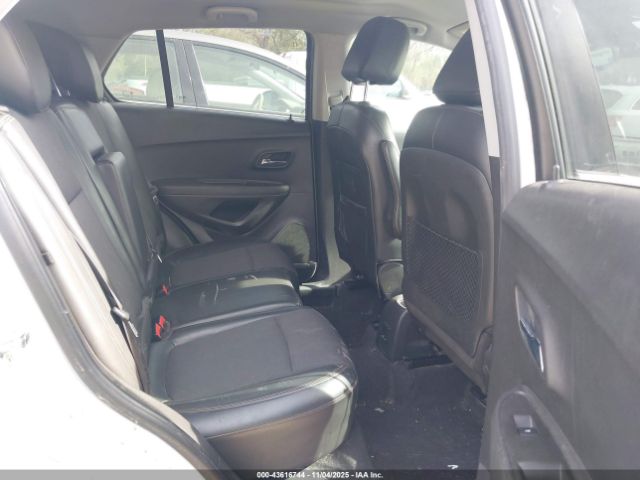 Chevrolet Trax Lt Image 4