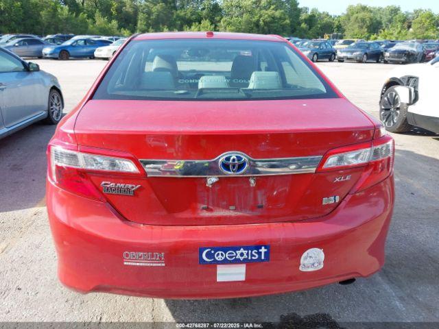 Toyota Camry Xle Image 8
